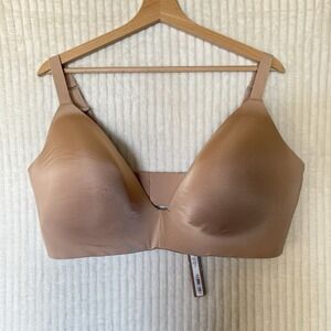 NWT Skims Body Lightly Lined Bra Size 44DDD Clay Beige